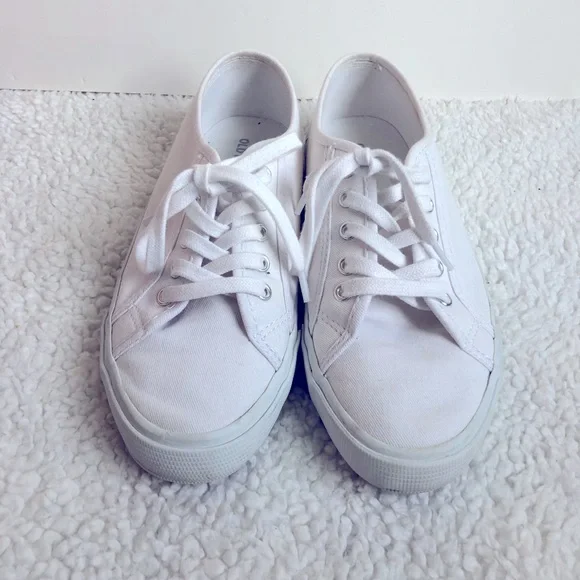 Old Navy Shoes Old Navy White Sneakers Poshmark